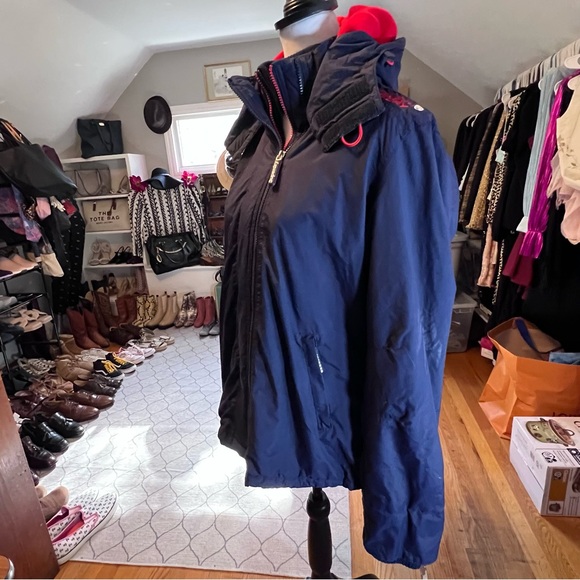 SUPERDRY Windcheater Original Men’s Navy Blue w/ Red Jacket Sz XL
ORP $198 - Picture 8 of 16